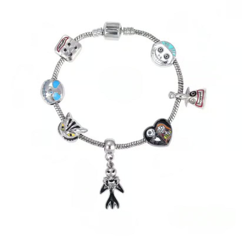 šHalloween Treasures Charm Braceletš (Limited Edition.)